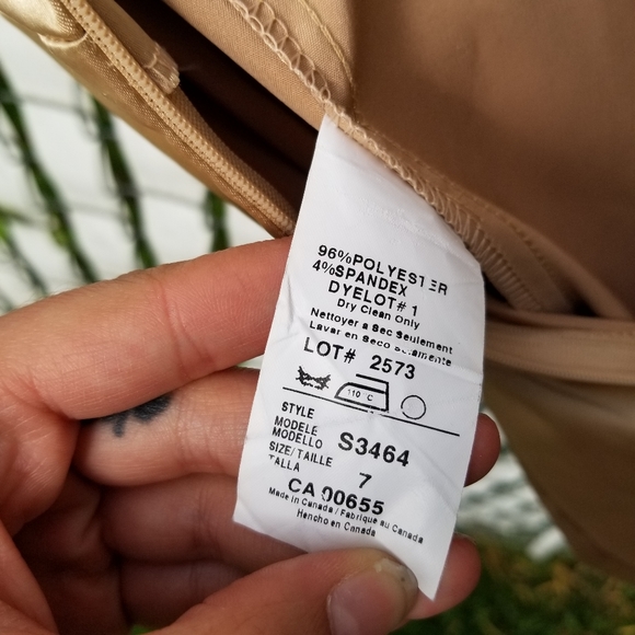 Smart Set shiny silky gold sleeveless zip up midi mini dress 7 - Picture 4 of 9